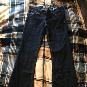 Denizen Levi's Modern Bootcut Size 8M